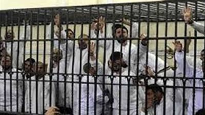 دفاع متهم في اللجان النوعية يطلب إعفاءه من العقاب