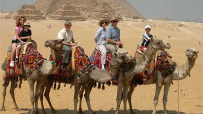 أحمد حمدي: انفراجة قوية لعودة السياحة الروسية لمصر أبريل المقبل (فيديو)