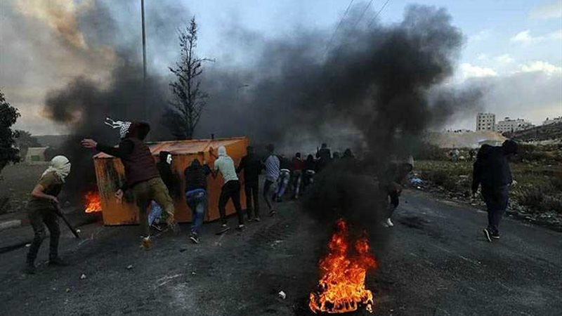 4 شهداء ومئات الجرحى