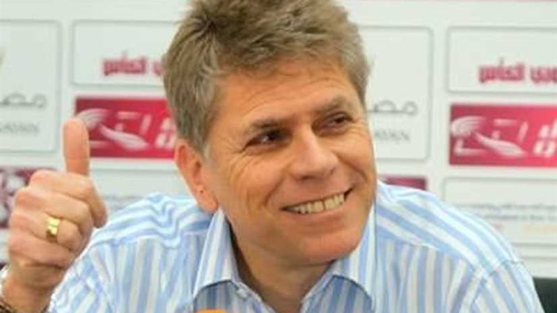 قاهر برشلونة مرشح