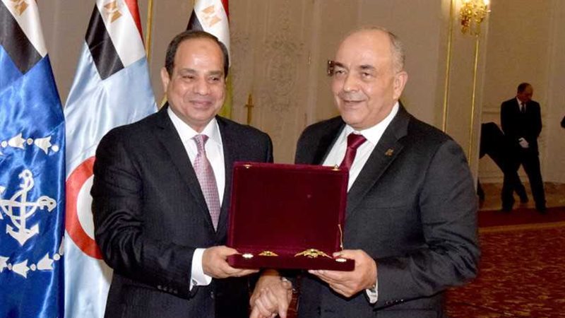 السيسي يكرّم حجازي