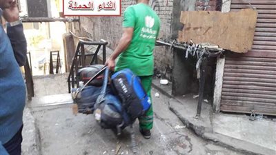 حملة لإزالة الإشغالات بحي العتبة