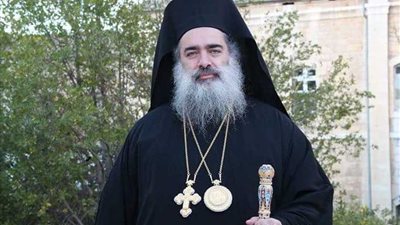 المطران حنا: القدس قبلة المسيحيين الأولى في مشارق الأرض ومغاربها