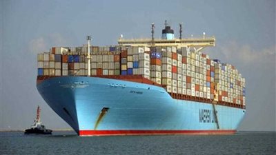 41 سفينة تعبر قناة السويس بحمولات بلغت مليونين و500 ألف طن