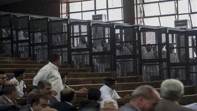غدا.. إعادة محاكمة 15 متهما بأحداث 