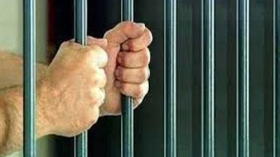 حبس مهندس الادارة الهندسية وموظفة بمجلس مدينة بنها بتهمة الرشوة