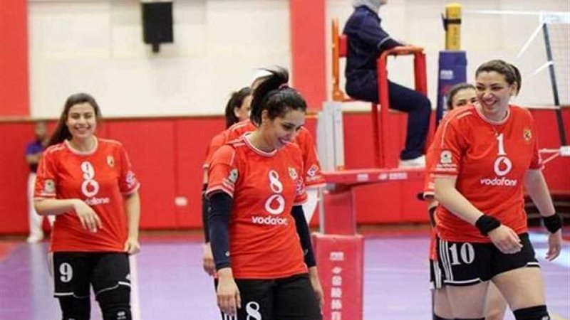 الأهلي يفوز على سبورتنج