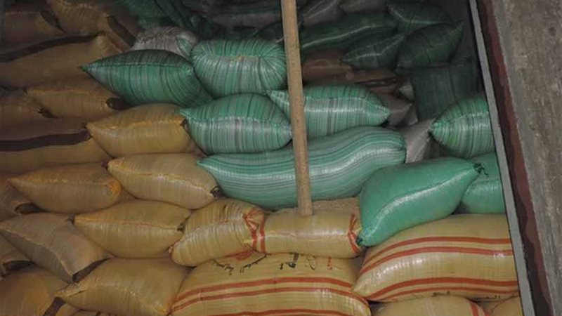 ضبط 16 طن أرز تمويني