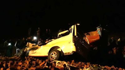 الصحة : وفاة 13 مواطناً واصابة 3 أخرين بحادث تصادم سيارة ميكروباص مع نقل ببنى سويف