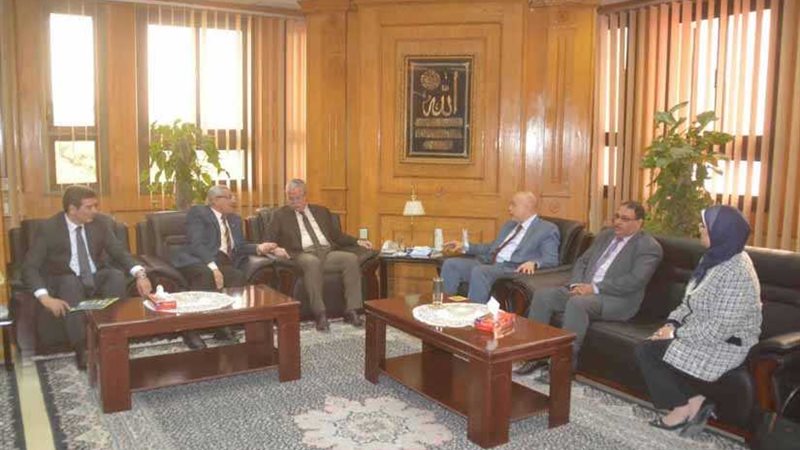 محافظ المنيا ورئيس