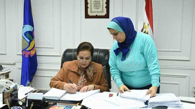 محافظ البحيرة تعتمد