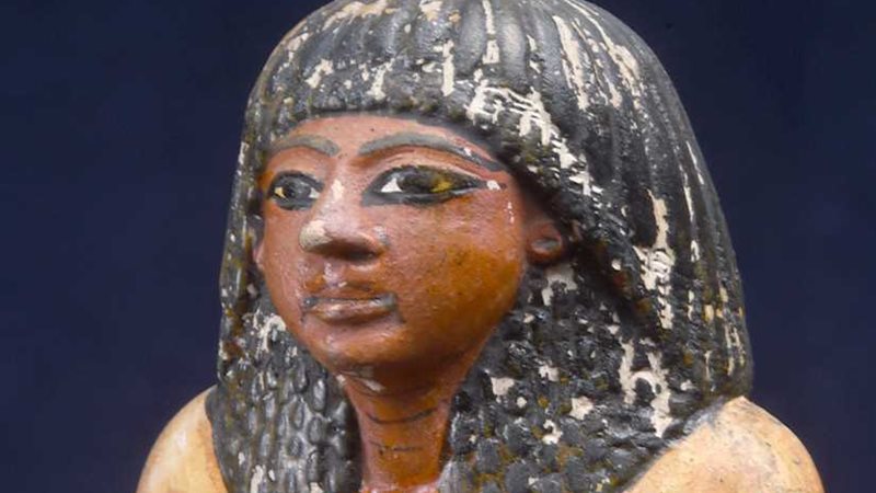 غدا.. وزير الآثار