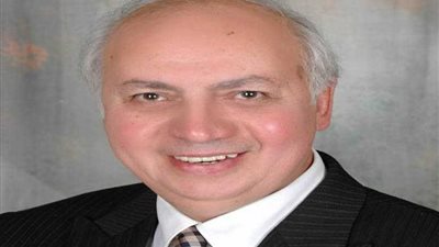 أستاذ بطب الإسكندرية: 60 % من سكان العالم يعانون أمراض القلب