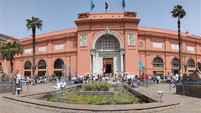 معرض أثري بالمتحف المصري