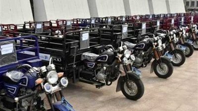 القاهرة تدعو أصحاب الكارو للحصول على تروسيكلات