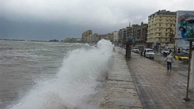 إغلاق بوغاز الإسكندرية والدخيلة لسوء الأحوال الجومائية