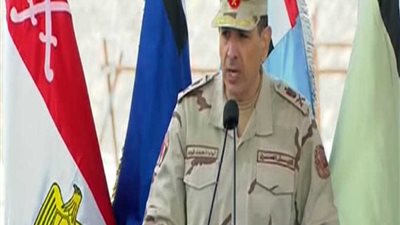 مساعد رئيس الهيئة الهندسية: 10 آلاف عامل ومهندس نفذوا أنفاق قناة السويس