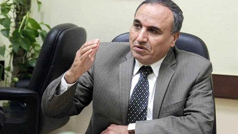 نقيب الصحفيين: قانون