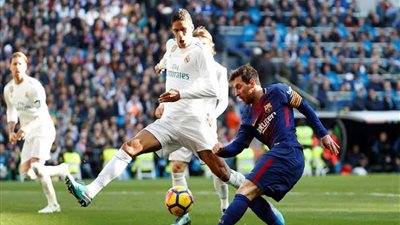 برشلونة يضرب ريال مدريد بثلاثية نظيفة على 