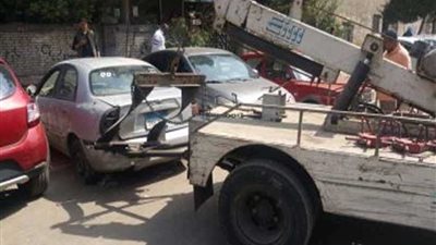 رفع 11 سيارة ودراجة بخارية متروكة في حملات مرورية بالجيزة