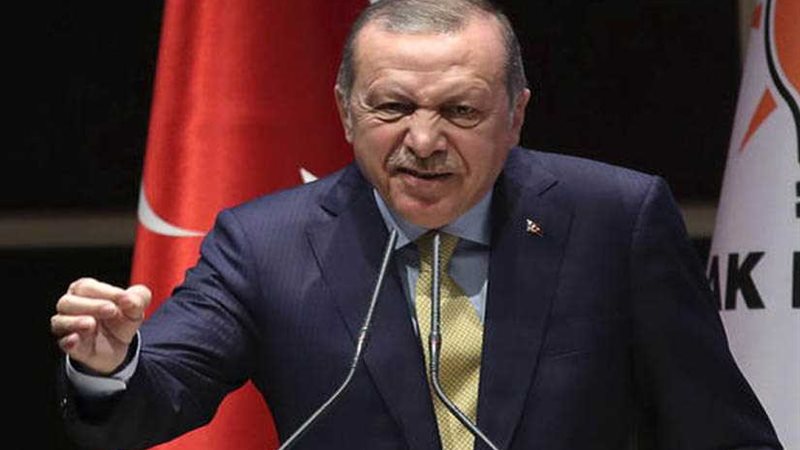 السلطات التركية تفصل