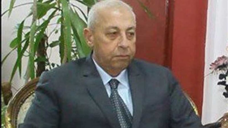 محافظ أسوان يطالب