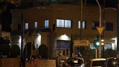 هجوم على السفارة الإسرائيلية في اليونان (فيديو)