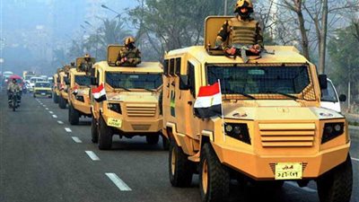 دوريات من القوات المسلحة والشرطة المدنية لتأمين إحتفالات أعياد الميلاد (فيديو)