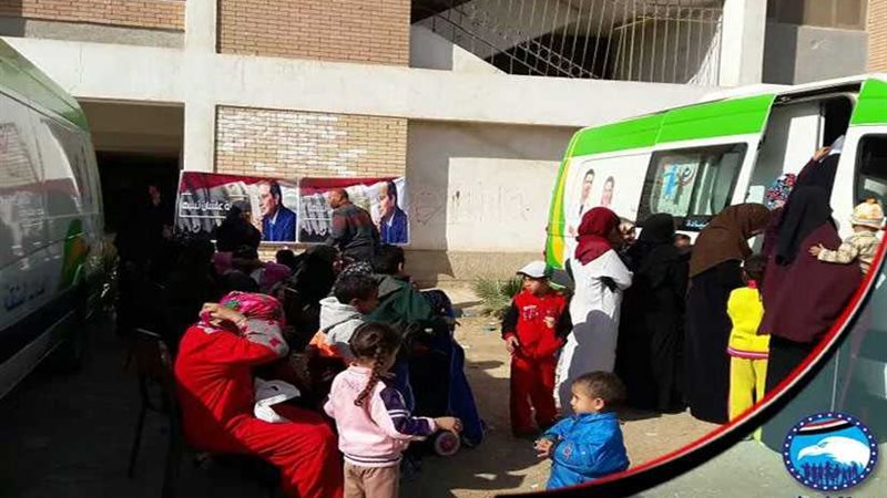 إقبال كثيف على القوافل