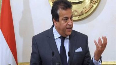 وزير التعليم العالي: نهدف لإنتاج أقمار صناعية بأيدٍ مصرية