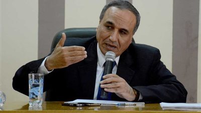 نقيب الصحفيين: نرفض سلوك بعض الأعضاء بمحاولة شق الصف