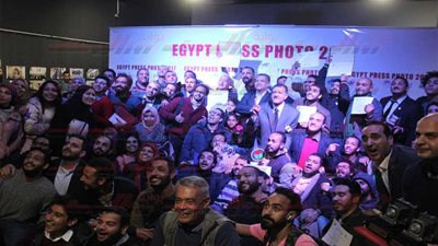 شعبة المصورين تحتفي بالفائزين بجوائز 2017 بحضور جبر وسلامة (فيديو-صور)