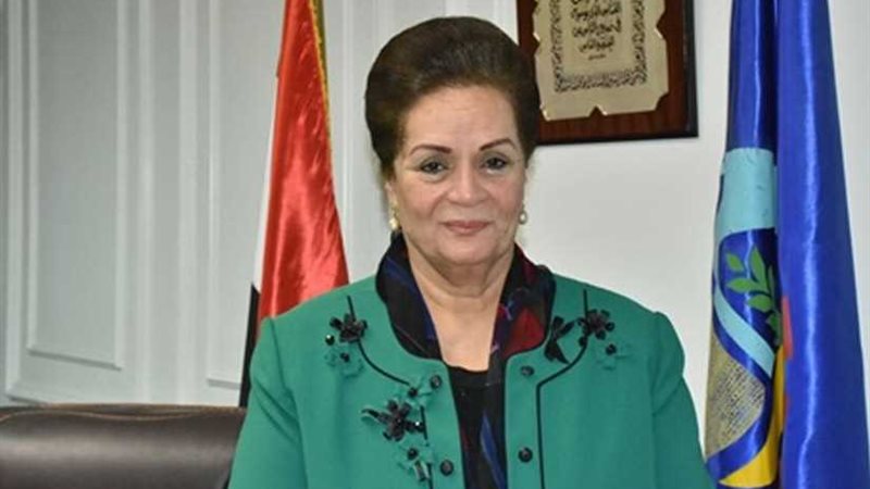 محافظ البحيرة تستعرض