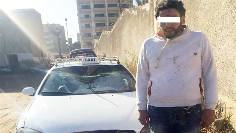 ضبط عامل سرق سيارة