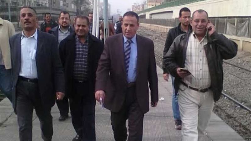 بالصور ..رئيس السكة