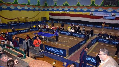 نادية عبده تشهد نهائي بطولة الجمهورية لتنس الطاولة بدمنهور