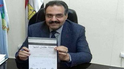 نقيب مهندسي الغربية يوقع على استمارة 