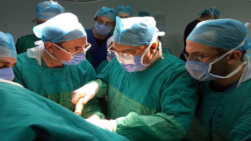 وزير الصحة أجرى عملية