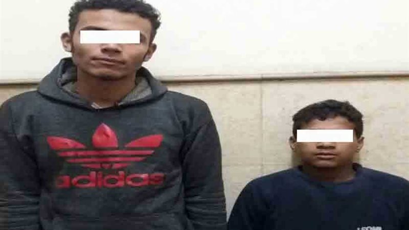 عصابة بطاريات السيارات