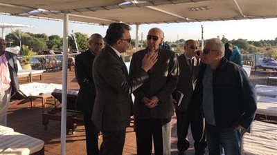 وزير النقل: ازالة الاختناقات الملاحية بكوم امبو بمحافظة أسوان لتيسير الرحلات النيلية (صور)
