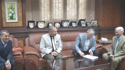 محافظ المنيا يعتمد خطة الموارد المائية والري لعام 2018