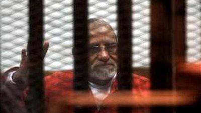 غدا.. محاكمة بديع و738 آخرين بقضية 