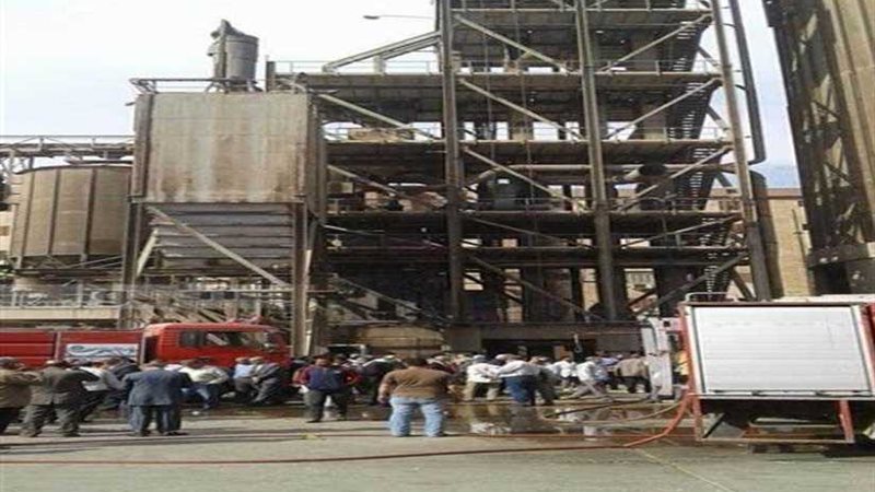 مقتل عامل وإصابة