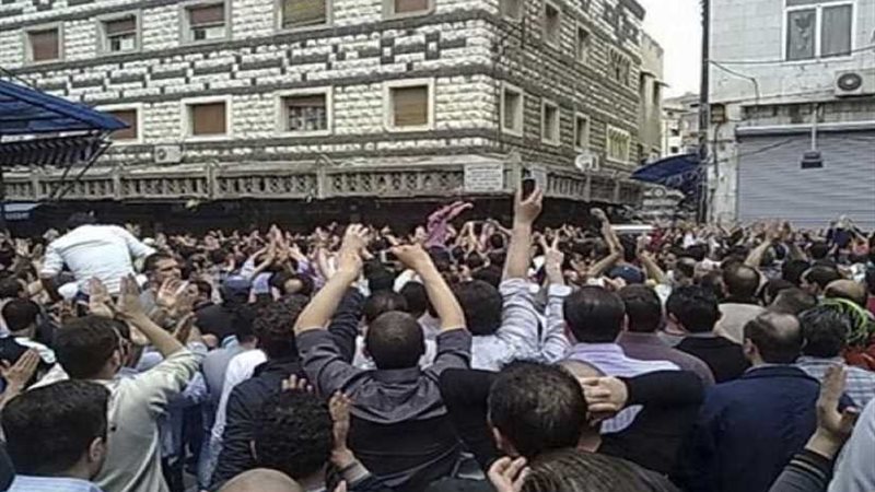 إيران تعتقل 20 شخصًا