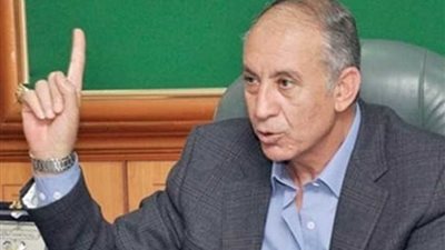 محافظ البحر الأحمر يبحث تنفيذ مشروع مدينة الذهب والقطار فائق السرعة