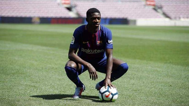 برشلونة يعلن عودة