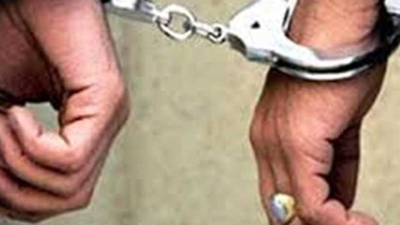 ضبط سائق وعامل حال