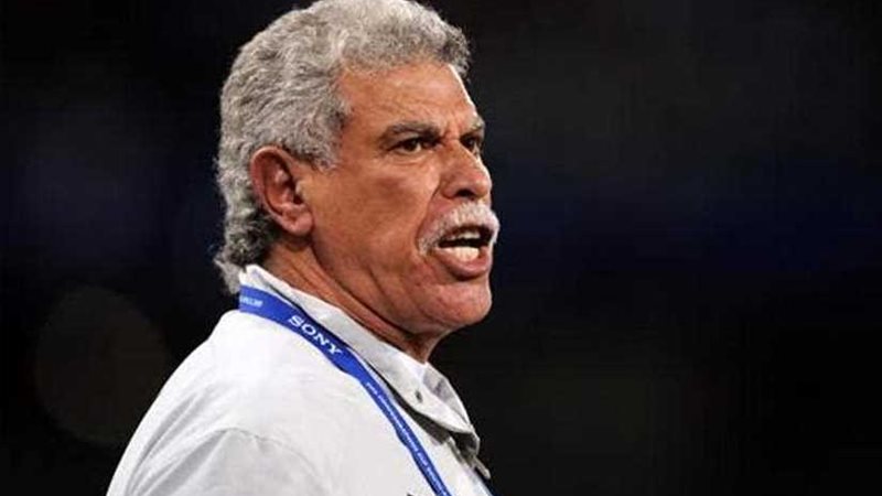 حسن شحاتة يدخل دائرة