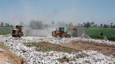 محافظ بني سويف: استرداد 90% من أراضي الدولة