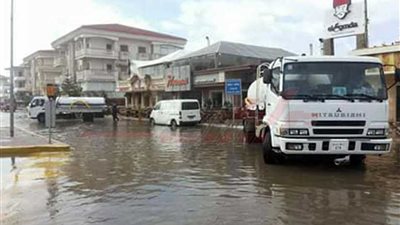 (الأمطار تغرق شوارع دمياط ورأس البر (صور